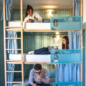  Hostel Ozz By Happyculture