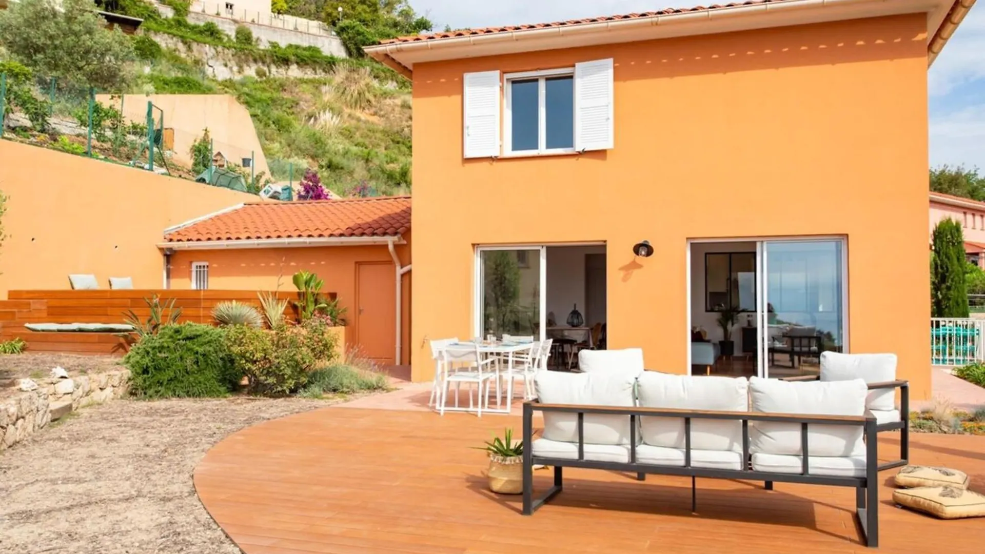Oliveraie Furnished Villa Nice France